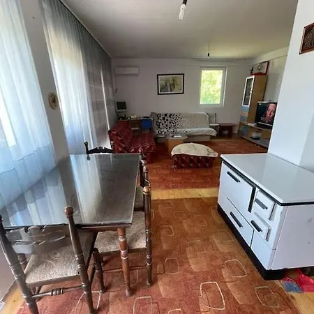 Casa de Férias Vchkovi Katlanovo