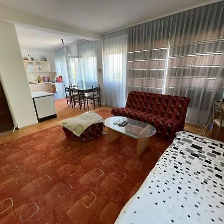Vchkovi Katlanovo Casa de Férias Escópia